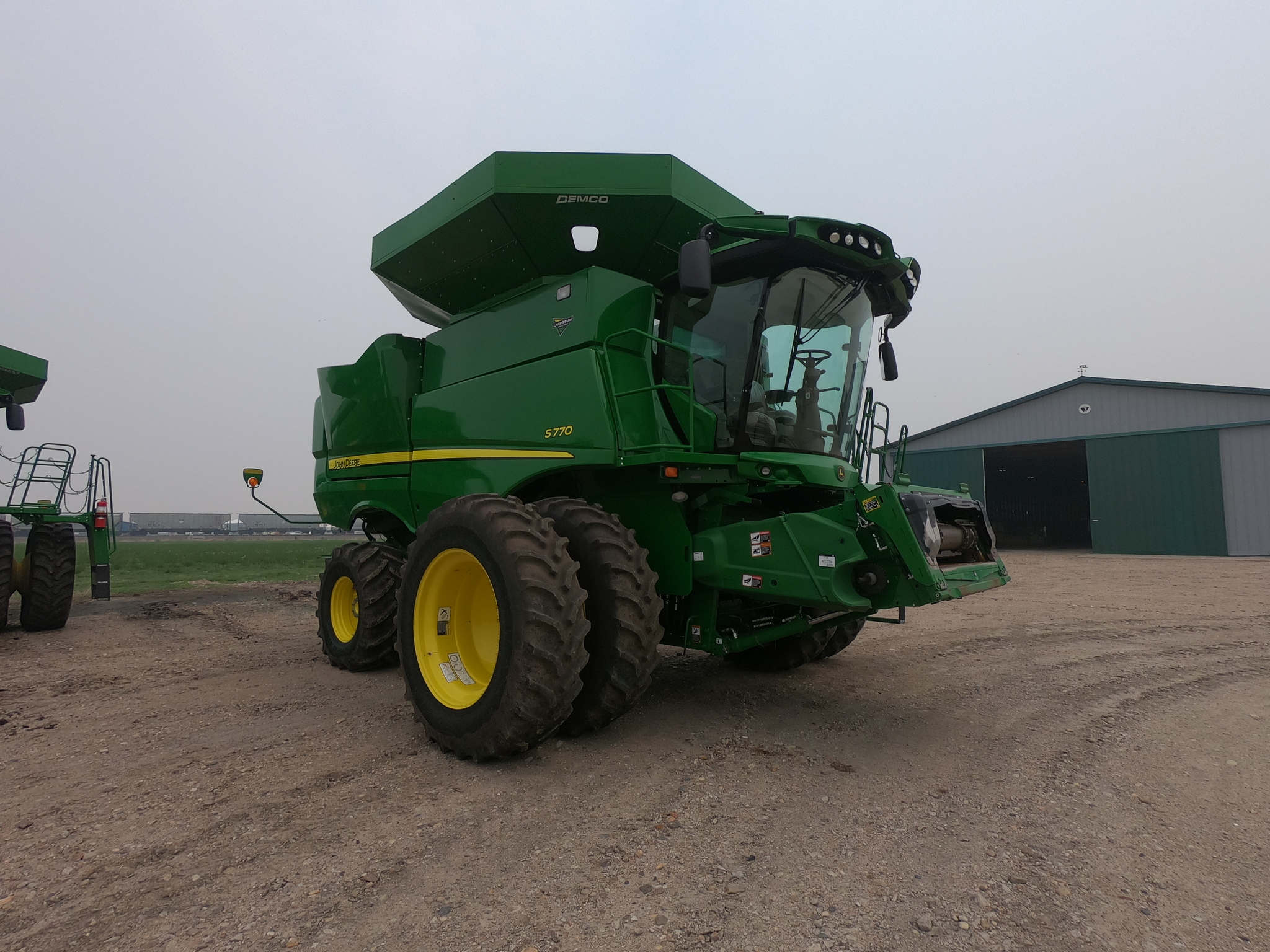 John Deere S770