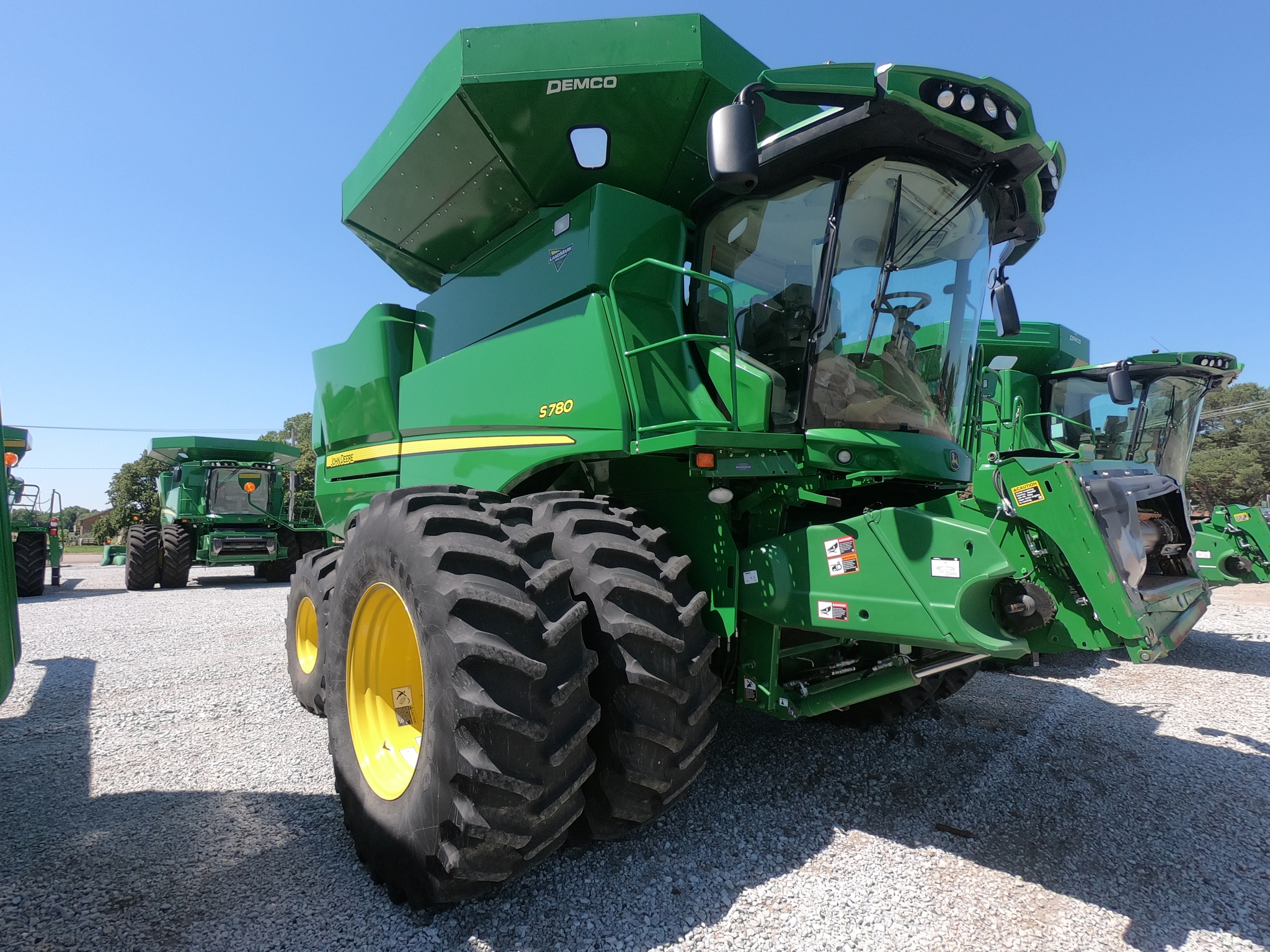 John Deere S770
